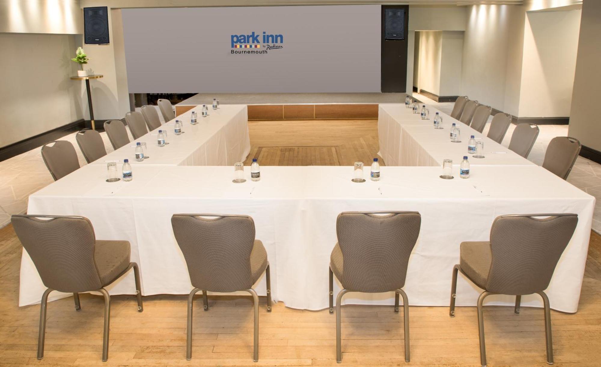 Park Inn By Radisson Bournemouth Exterior photo